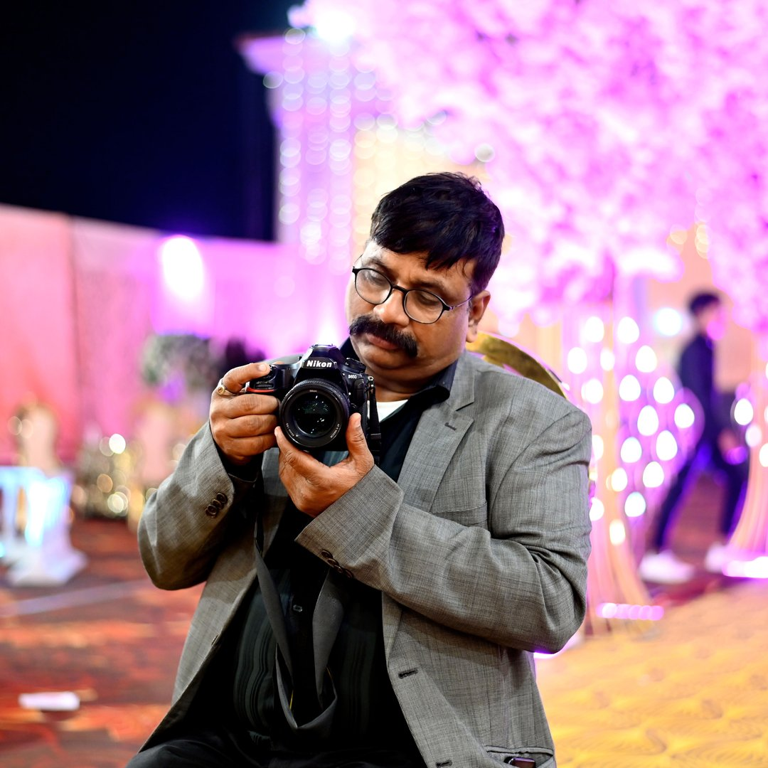 Ravi Sahu - Managing Director and Wedding Photographer